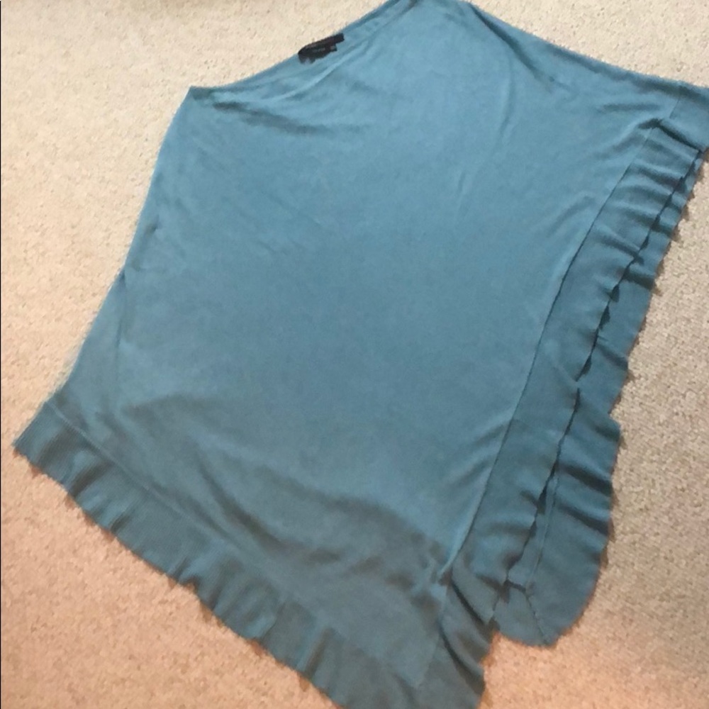 Bcbg light weight poncho sweater